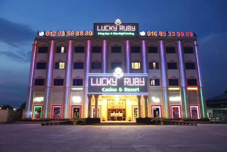 Lucky-Ruby-Casino-noi-tieng-dinh-dam-tai-Campuchia
