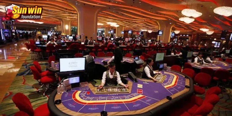 Casino Phú Quốc có nhiều máy và bàn chơi phục vụ